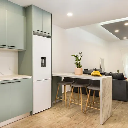 Fantasea Unique Center Apartman Hriszí Aktí Haniá